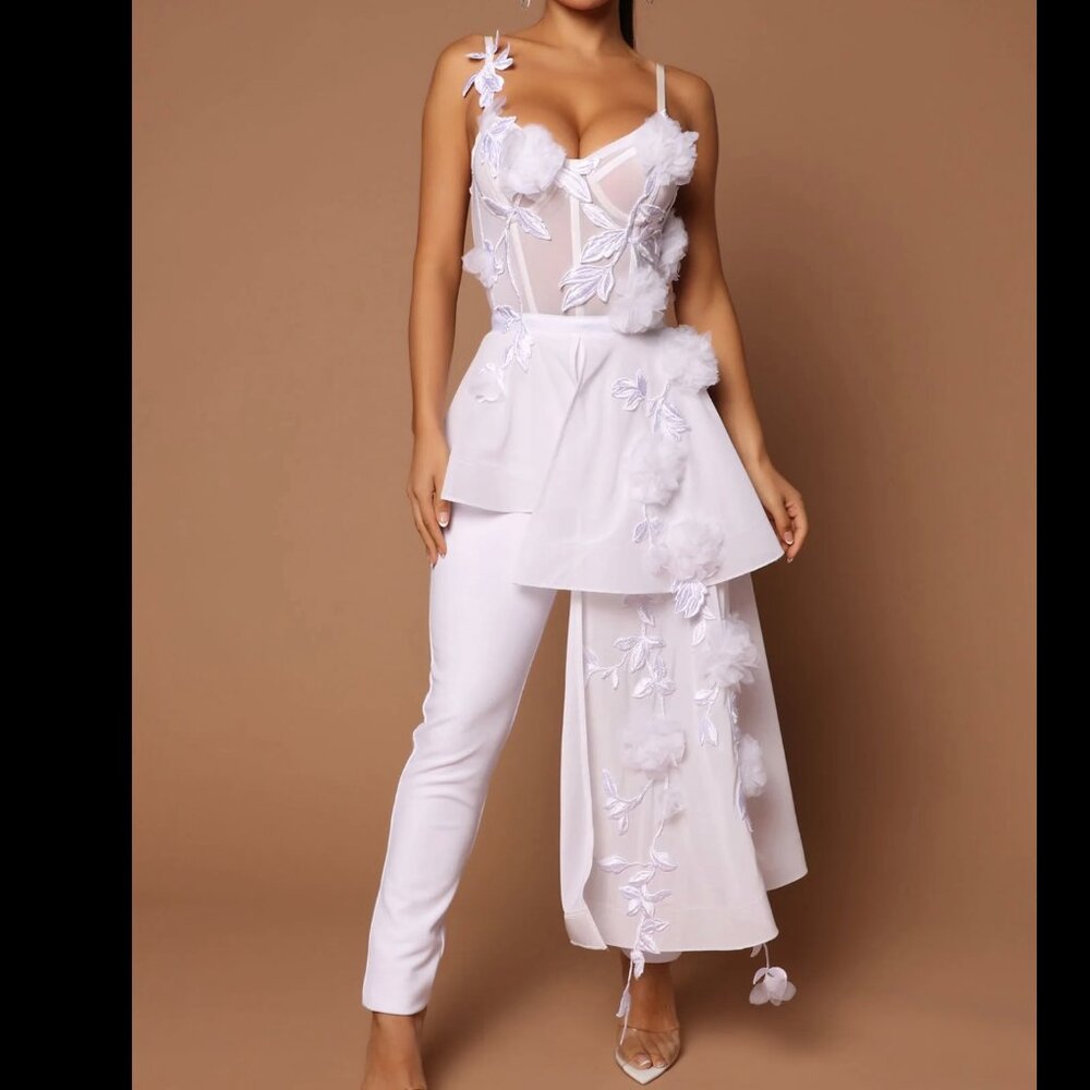 NEW w/ TAGS! STUNNING think material WHITE jumpsuit